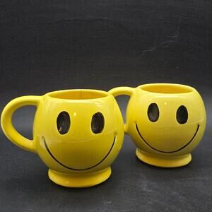 McCoy Pottery Smiley Face Mugs Pair Two Vintage 1970s